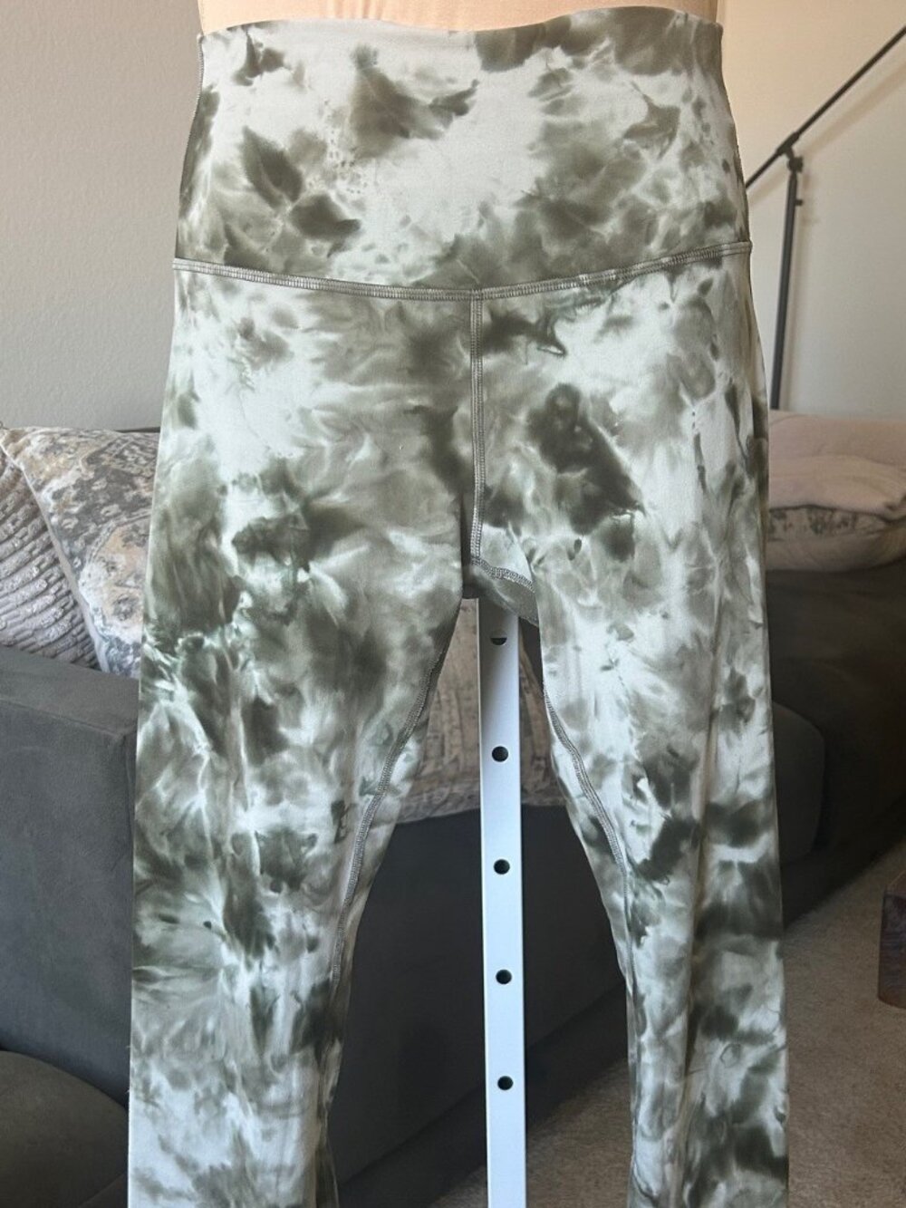 LULULEMON Align Legging in Diamond Die Sage Army Green 23"